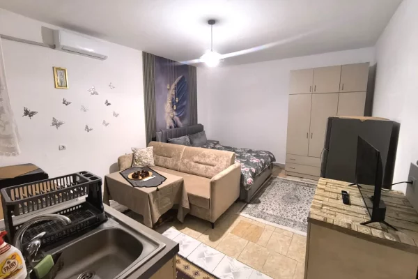 House for Rent Garsoniere in Tirana - 300 Euro