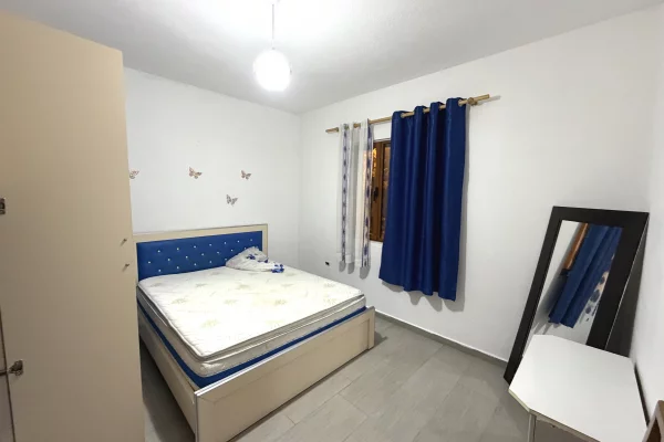Shtepi me qera Apartament ne Tirane, 1+1, Mobilimi E mobiluar, Pagesa 35,000  Leke.