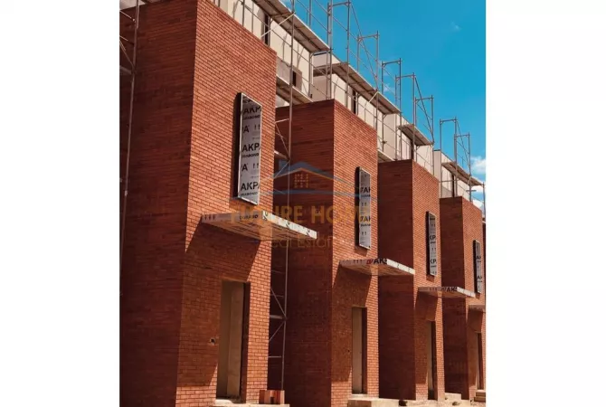 Shitet, Viletë, Piccadilly Residence, Tiranë