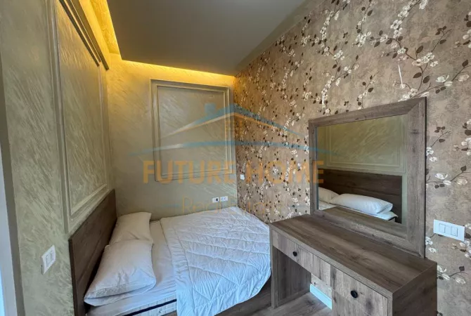 Shtepi ne shitje Apartament ne Tirane, 2+1, Mobilimi E mobiluar, Pagesa 210,000  Euro.