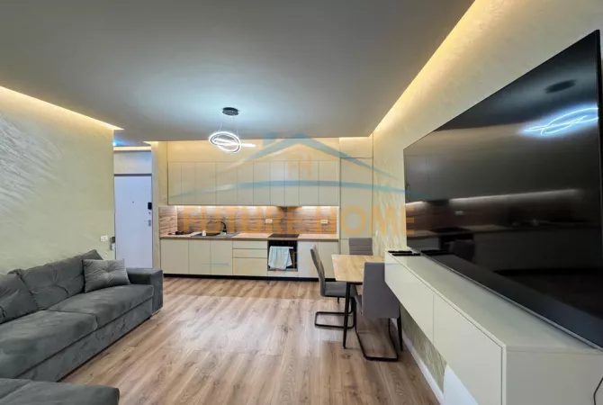 Shtepi ne shitje Apartament ne Tirane, 2+1, Mobilimi E mobiluar, Pagesa 210,000  Euro.