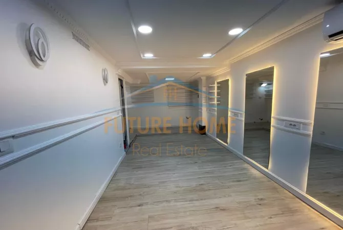 Qera, Ambient Biznesi, Rruga Vaso Pasha, Tiranë.