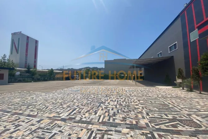 Truall ose Toke ne Tirane - 5,000 Euro