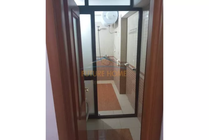 Qera, Zyra , Qender.