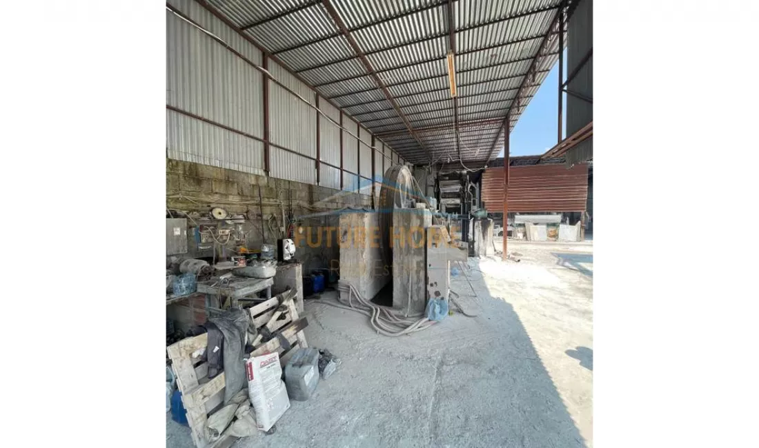 Shitet, Truall, Vaqarr