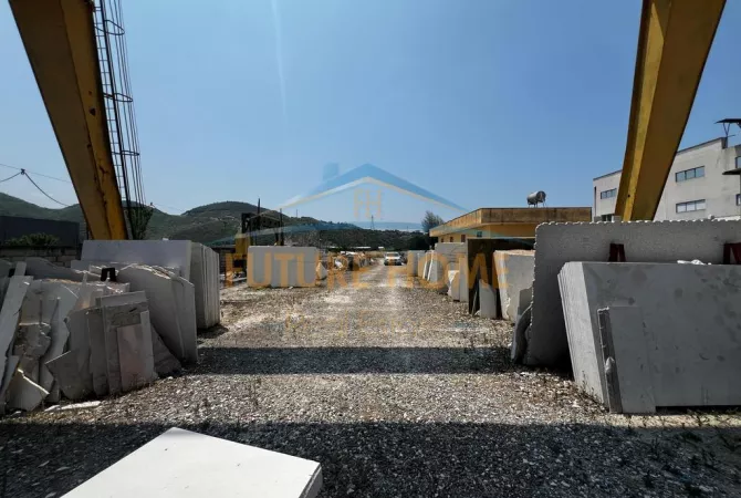 Shitet, Truall, Vaqarr