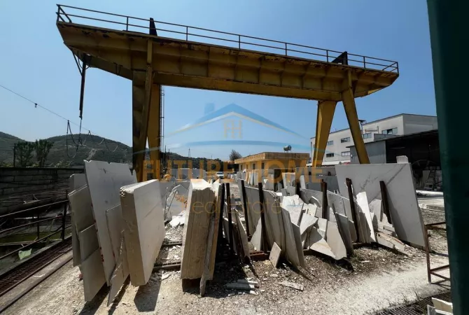 Shitet, Truall, Vaqarr