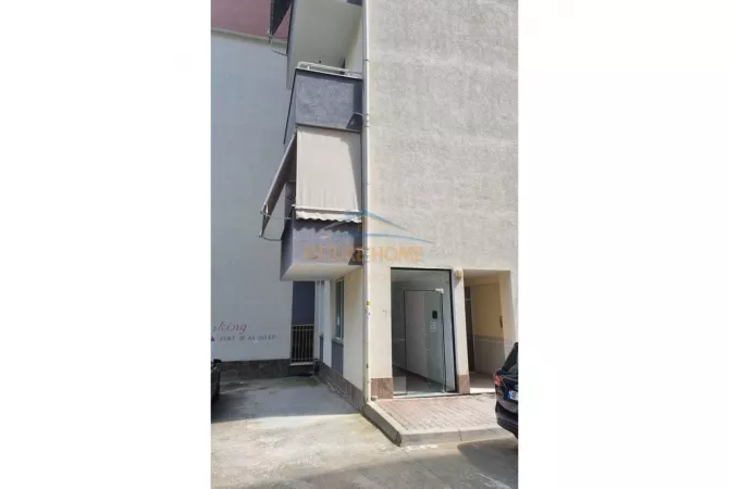 Business Property in Sale 3+1 in Tirana - 32,000 Euro