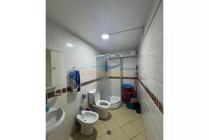 Shtepi ne shitje Apartament ne Durres, 1+1, Mobilimi E mobiluar, Pagesa 65,650  Euro.