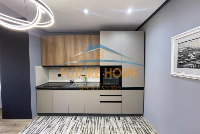 Shtepi me qera Apartament ne Tirane, 2+1, Mobilimi E mobiluar, Pagesa 600  Euro.