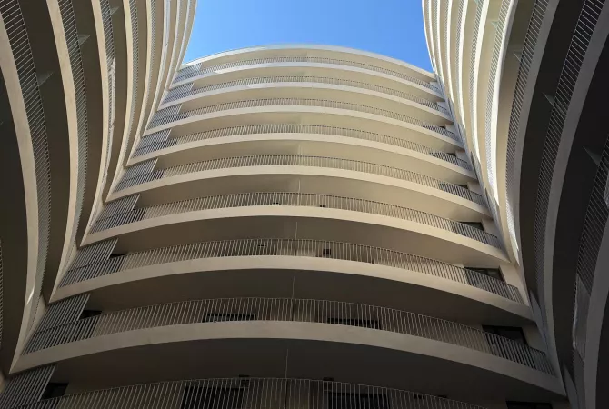 Qera , Ambient Biznesi, Rruga "Mine Peza" , Tirane!