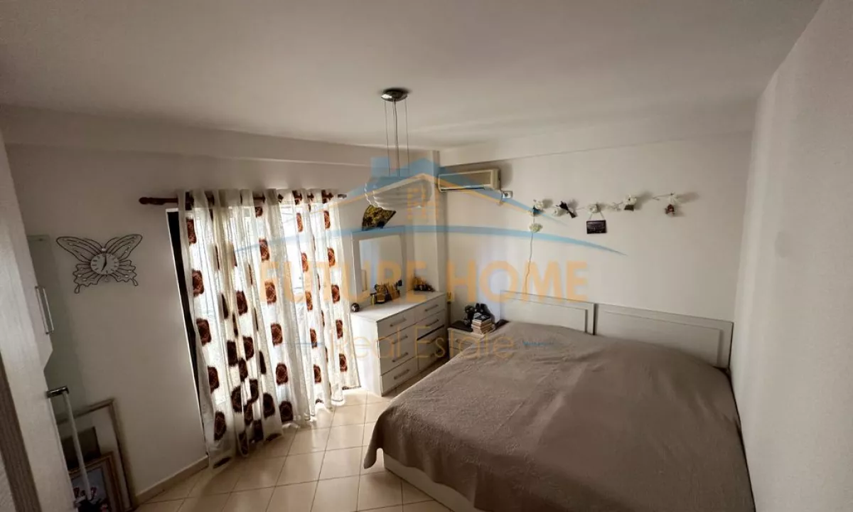 Shtepi me qera Apartament ne Tirane, 2+1, Mobilimi E mobiluar, Pagesa 550  Euro.