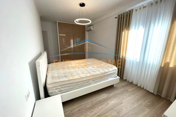 Shtepi me qera Apartament ne Tirane, 2+1, Mobilimi E mobiluar, Pagesa 800  Euro.