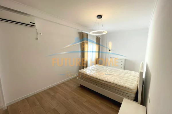 Shtepi me qera Apartament ne Tirane, 2+1, Mobilimi E mobiluar, Pagesa 800  Euro.