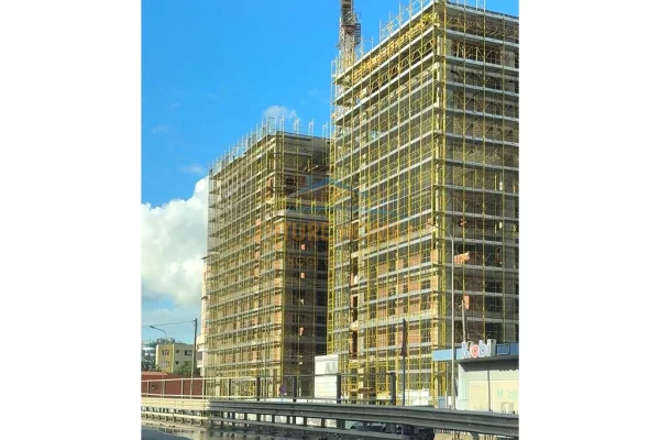 Shtepi ne shitje Apartament ne Tirane, 2+1, Mobilimi Bosh, pa mobiluar, Pagesa 123,000  Euro.