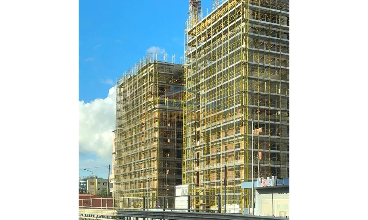 Shtepi ne shitje Apartament ne Tirane, 2+1, Mobilimi Bosh, pa mobiluar, Pagesa 123,000  Euro.