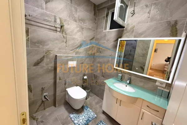 Shtepi me qera Apartament ne Tirane, 2+1, Mobilimi E mobiluar, Pagesa 1,000  Euro.