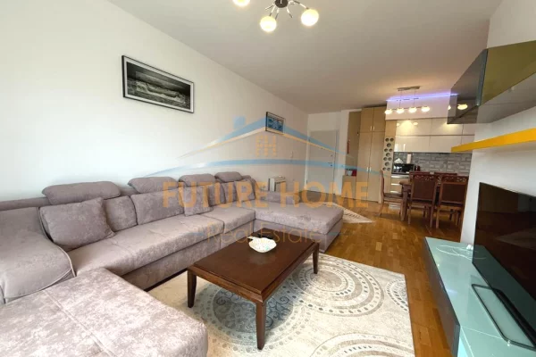 Shtepi me qera Apartament ne Tirane, 2+1, Mobilimi E mobiluar, Pagesa 1,000  Euro.