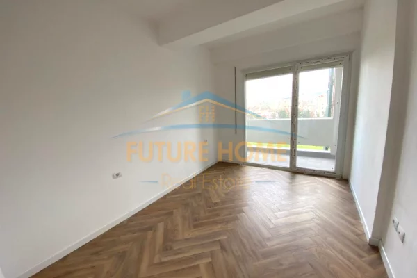 Shtepi me qera Apartament ne Tirane, 1+1, Mobilimi Bosh, pa mobiluar, Pagesa 520  Euro.