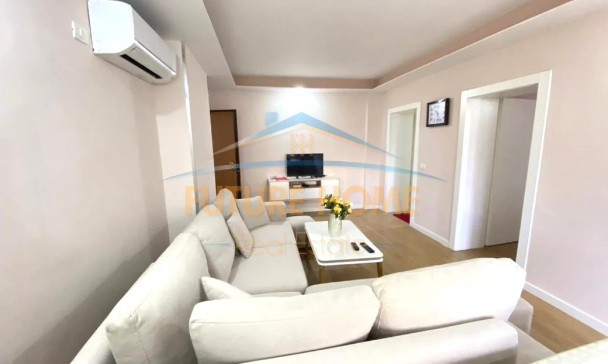 Appartamento in affitto a Tirana 1+1, Arredato