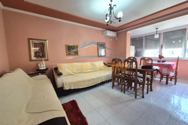 Shtepi me qera 1+1 ne Tirane - 470 Euro