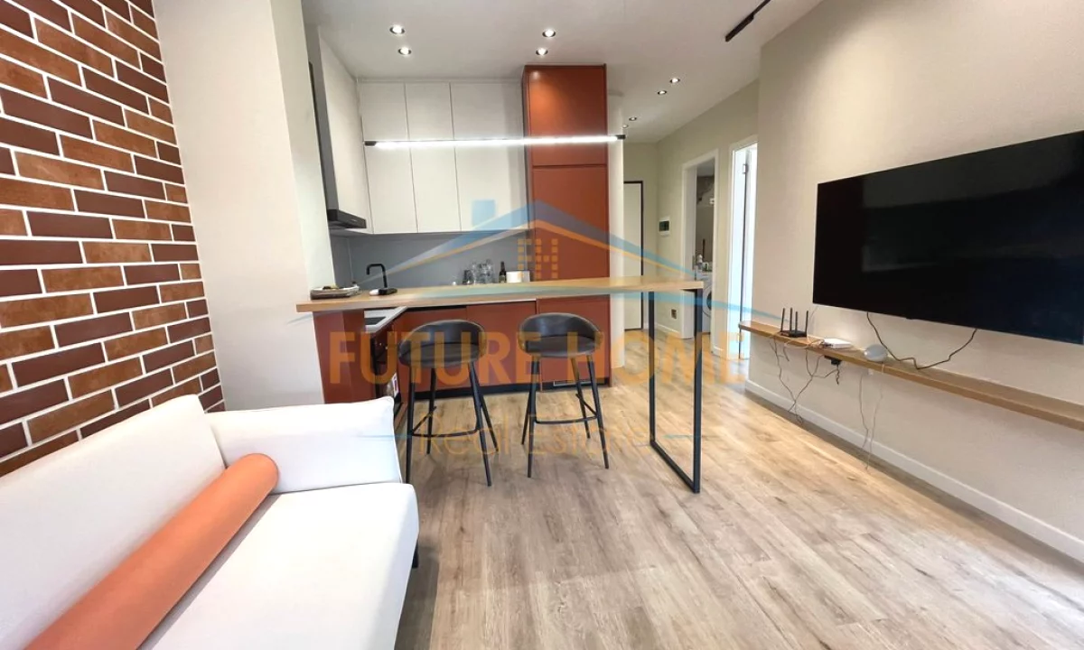 Shtepi me qera Apartament ne Tirane, 1+1, Mobilimi E mobiluar, Pagesa 680  Euro.