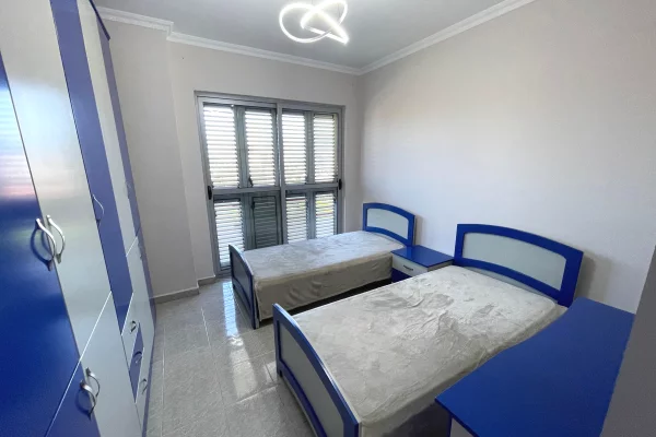 Shtepi ne shitje Apartament ne Tirane, 3+1, Mobilimi E mobiluar, Pagesa 310,000  Euro.