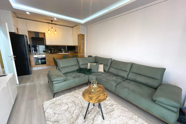 Shtepi me qera 1+1 ne Tirane - 700 Euro