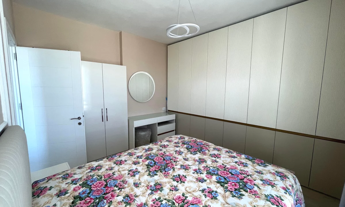 Shtepi me qera Apartament ne Tirane, 1+1, Mobilimi E mobiluar, Pagesa 45,000  Leke.