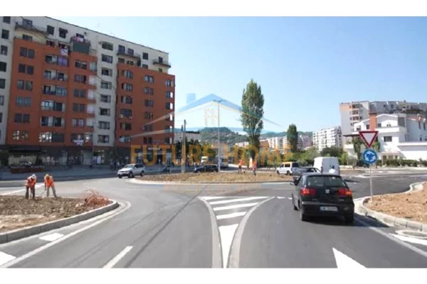 Shitet, Apartament 2+1, Yzberisht, Tiranë