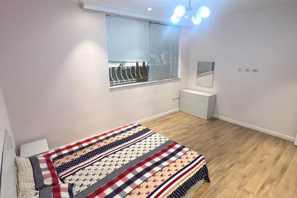 Shtepi me qera Apartament ne Tirane, 1+1, Mobilimi E mobiluar, Pagesa 60,000  Leke.