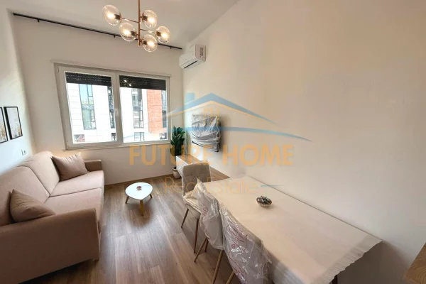 Shtepi me qera Apartament ne Tirane, 1+1, Mobilimi E mobiluar, Pagesa 550  Euro.