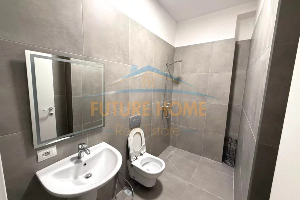 Shtepi me qera Apartament ne Tirane, 1+1, Mobilimi E mobiluar, Pagesa 550  Euro.