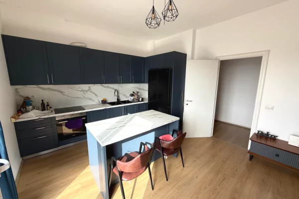 Shtepi me qera Apartament ne Tirane, 2+1, Mobilimi E mobiluar, Pagesa 800  Euro.