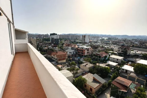 Shtepi me qera Apartament ne Tirane, 2+1, Mobilimi E mobiluar, Pagesa 800  Euro.
