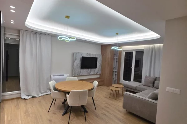 Shtepi ne shitje 2+1 ne Tirane - 320,000 Euro