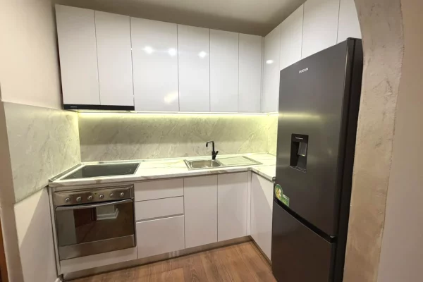 Shtepi ne shitje Apartament ne Tirane, 1+1, Mobilimi E mobiluar, Pagesa 11,700,000  Leke.