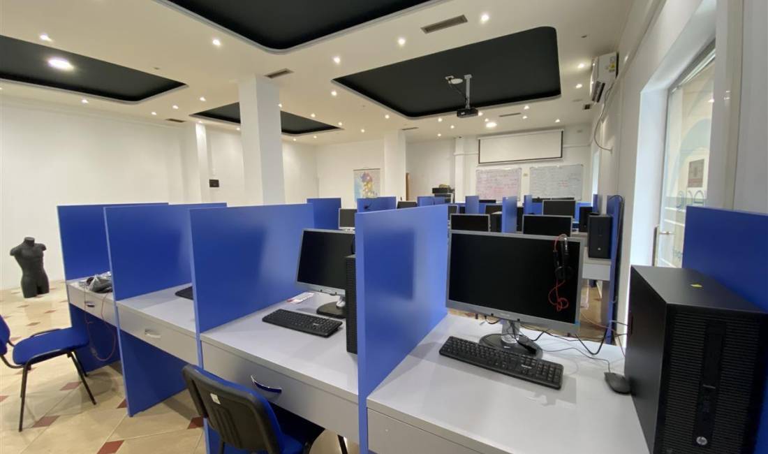 JEPET AMBIENT BIZNESI ME QIRA PRANE 