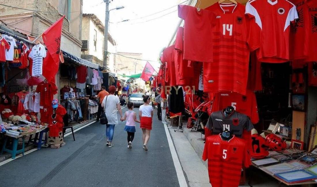 PRONE PER INVESTIM NE SHITJE AFER QENDRES, TIRANE !