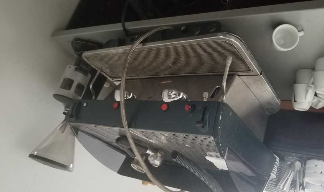 Shiten paisje lokali