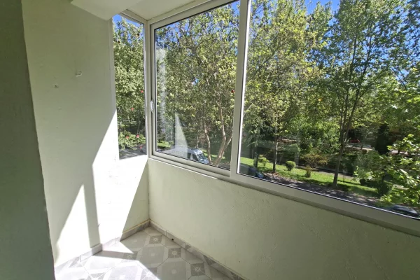 Shtepi me qera Apartament ne Tirane, 2+1, Mobilimi E mobiluar, Pagesa 650  Euro.