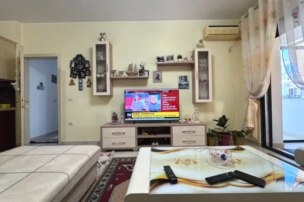 APARTAMENT 2+1+2 ME QIRA ASTIR , OZON 600 EURO