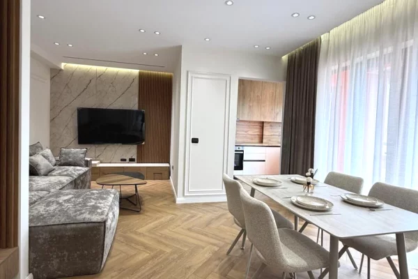 Shtepi ne shitje 2+1 ne Tirane - 23,900,000 Euro