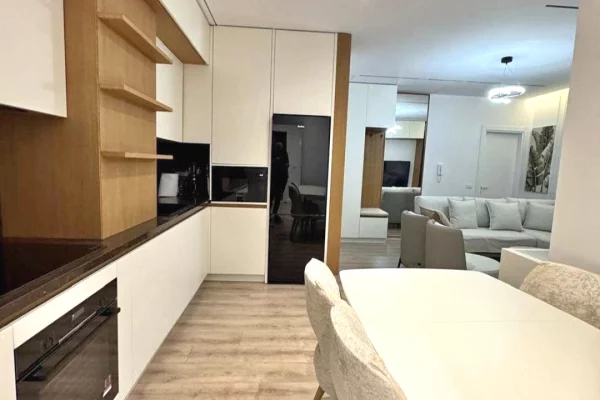 Shtepi ne shitje 2+1 ne Tirane - 270,000 Euro