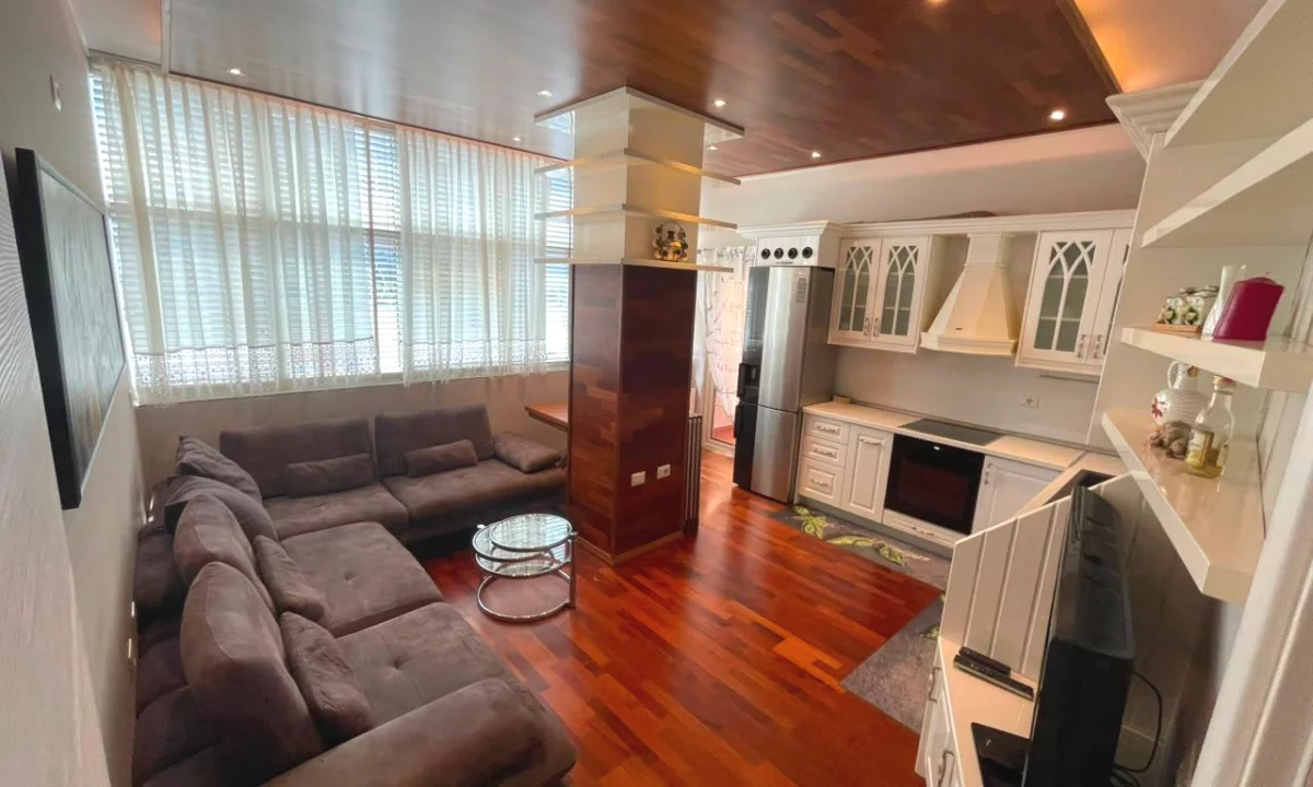 Shtepi me qera Apartament ne Tirane, 1+1, Mobilimi E mobiluar, Pagesa 70,000  Leke.