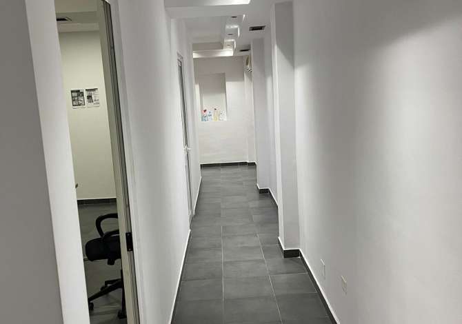 Jepet me Qera Ambient per Zyra perball Drejtori Policis tek Myslyn Shyri