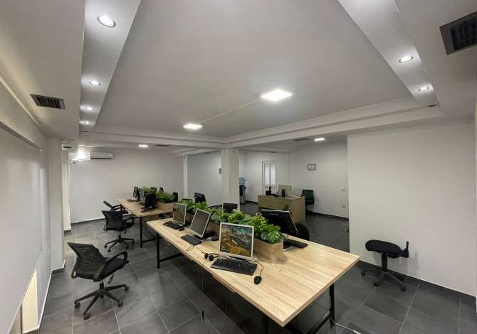 Jepet me Qera Ambient per Zyra perball Drejtori Policis tek Myslyn Shyri