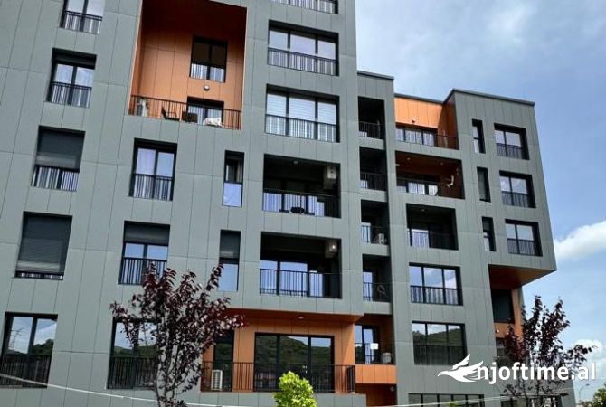 Business Property in Sale 1+1 in Tirana - 465,000 Euro