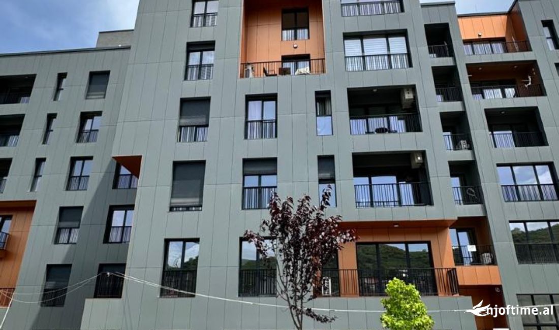 🏡 Shitet Ambjent Biznesi  ne Selite ,Rruga Sabaudin Gabrani