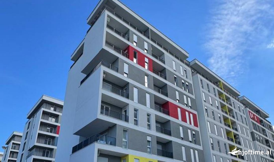 Shiten 2 Dyqane ne Univers City, QTU